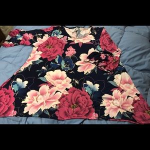 New without tags 2xl top